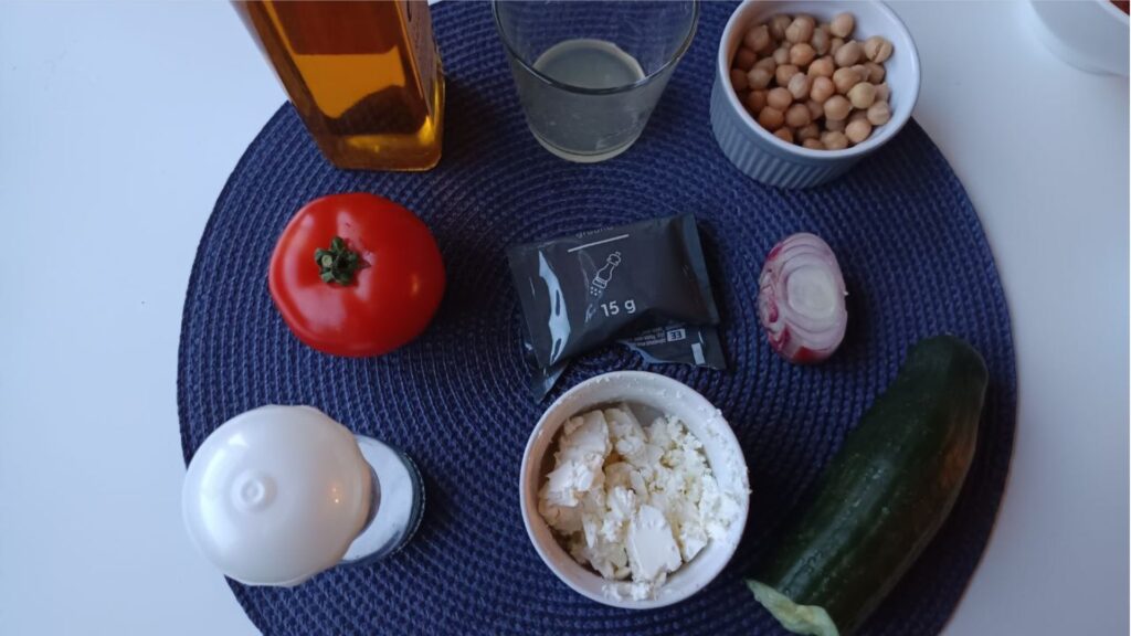 ingredient-Salade-de-Pois-Chiches-a-la-Feta-a-la-Tomate-et-au-Concombre