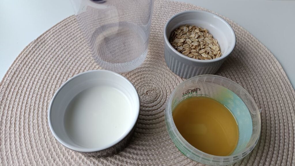 ingredients-porridge-fromage-blanc-flocon-d-avoine