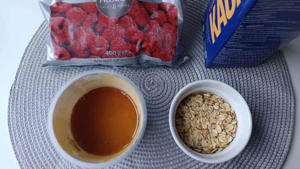 ingredients-overnight-porridge-framboise