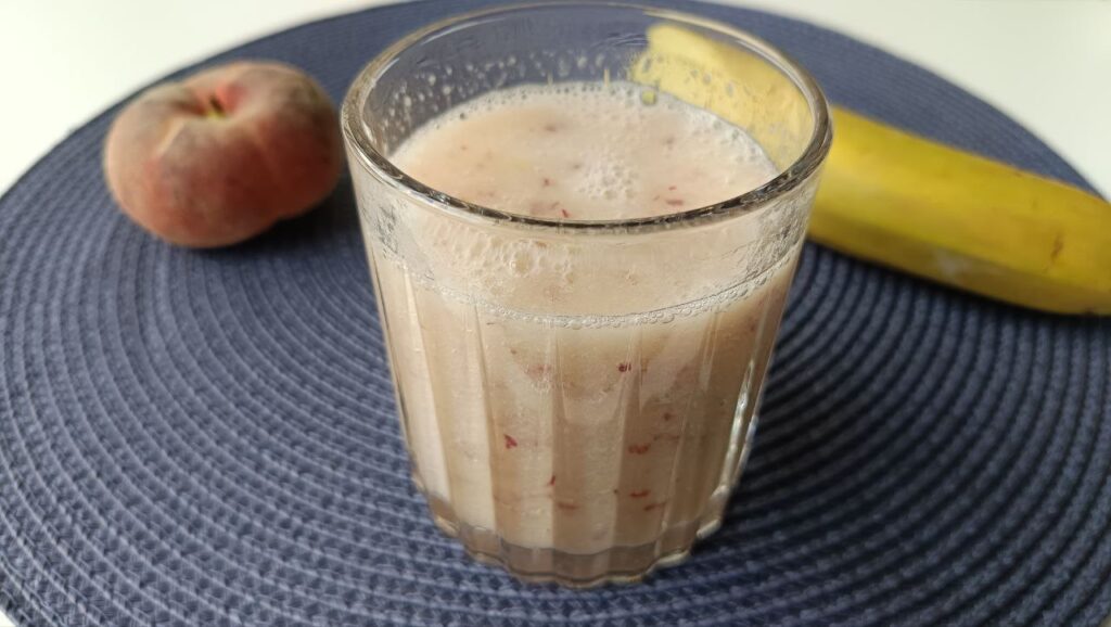smoothie-peche-banane-sans-lait