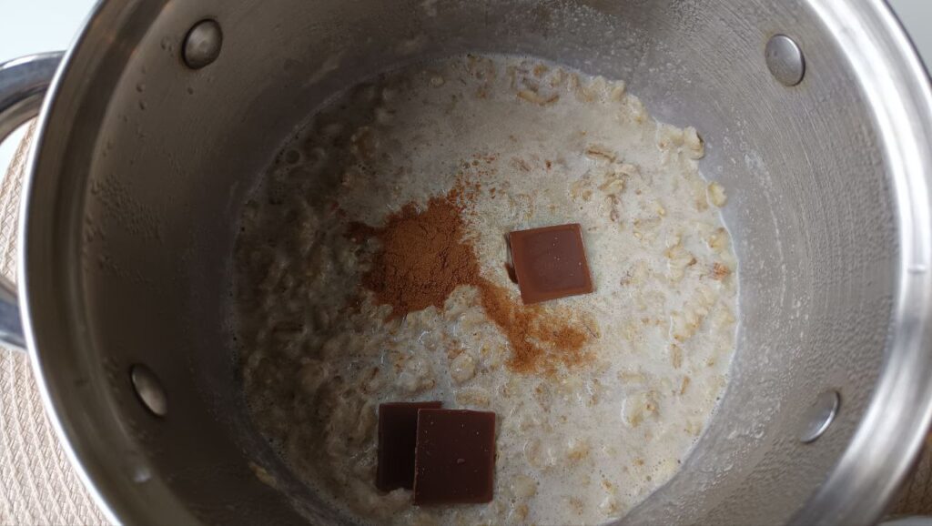 ajout-du-chocolat-et-du-cacao