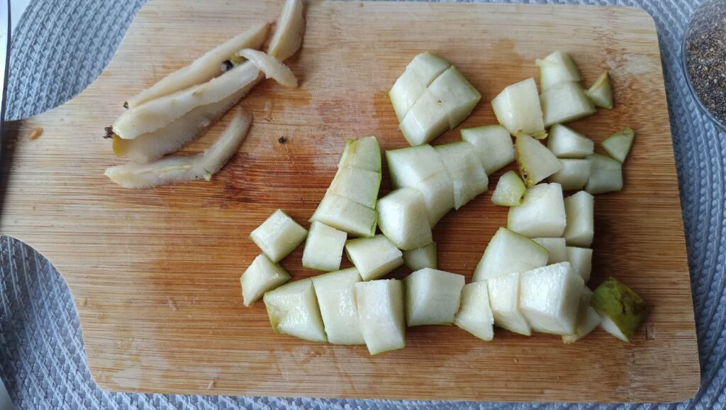 decoupe-de-la-poire-pour-le-porridge-minceur
