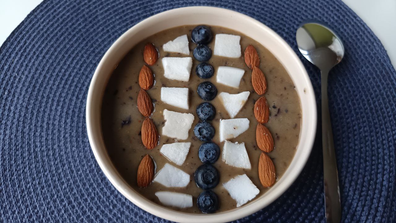 smoothie bowl banane myrtille