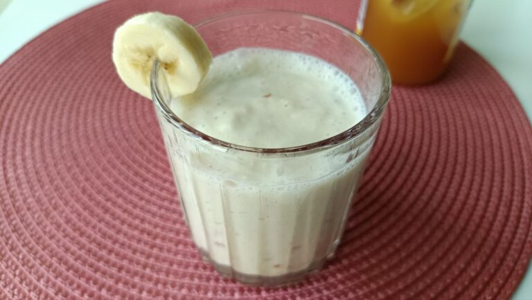 smoothie-pomme-banane-yaourt