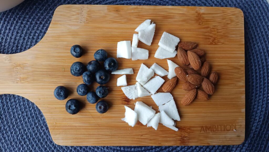 toppings-smoothie-bowl-banane-myrtille