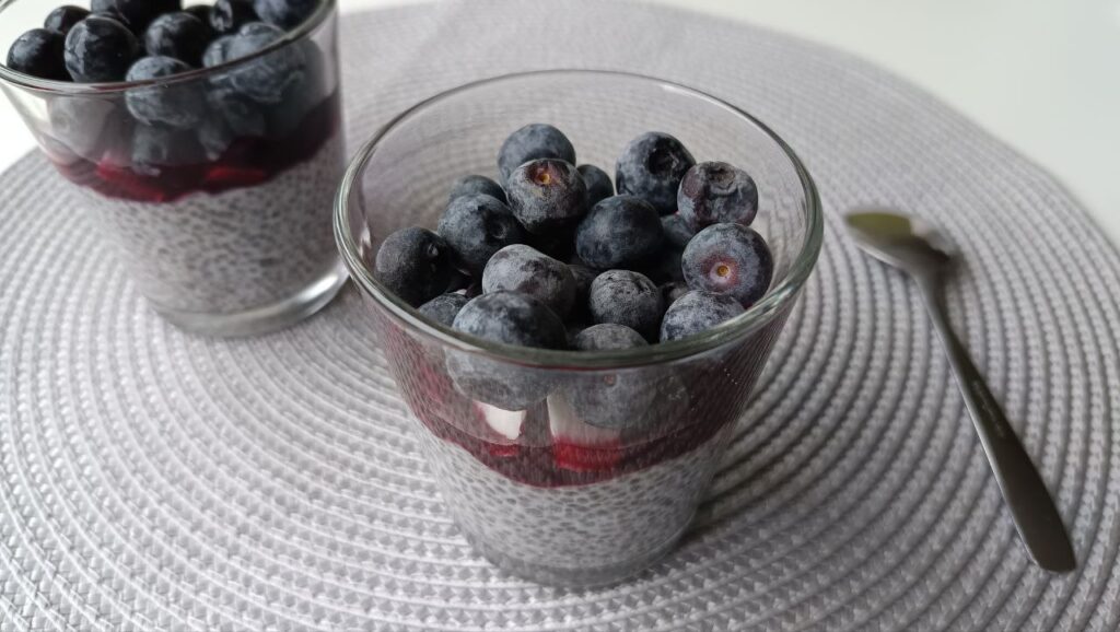 chia-pudding-myrtille