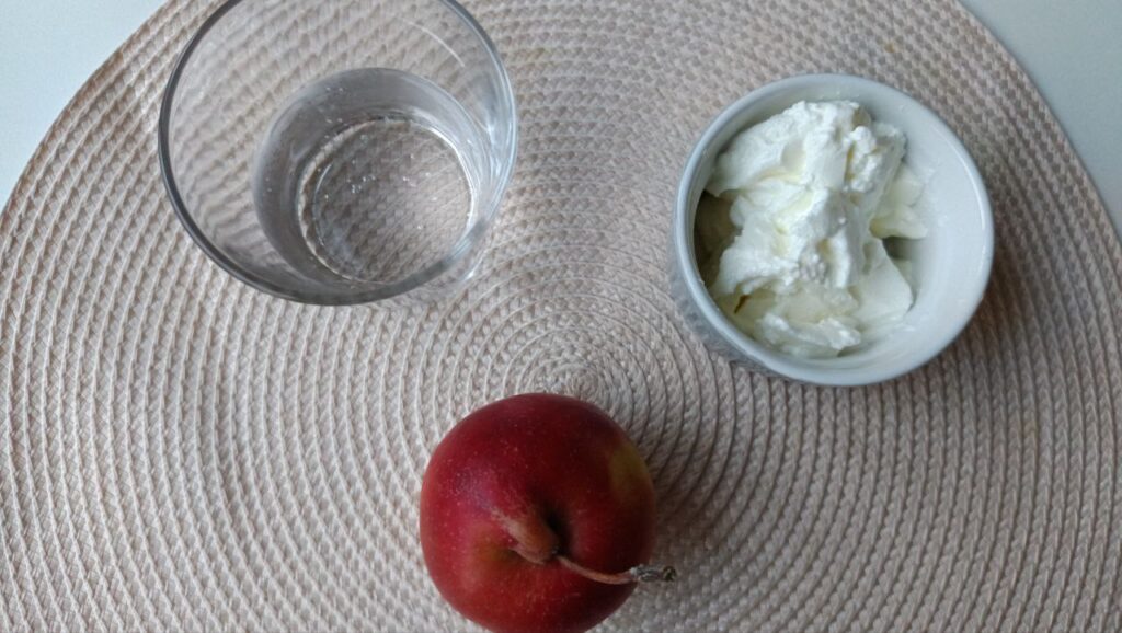 ingredients-smoothie-pomme