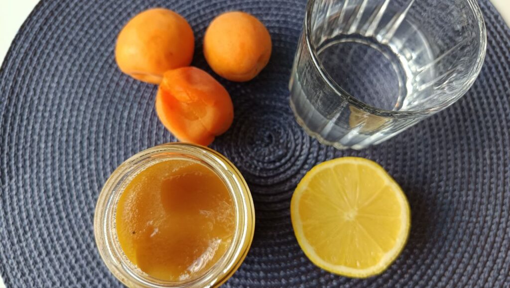 ingredients-smoothie-abricot