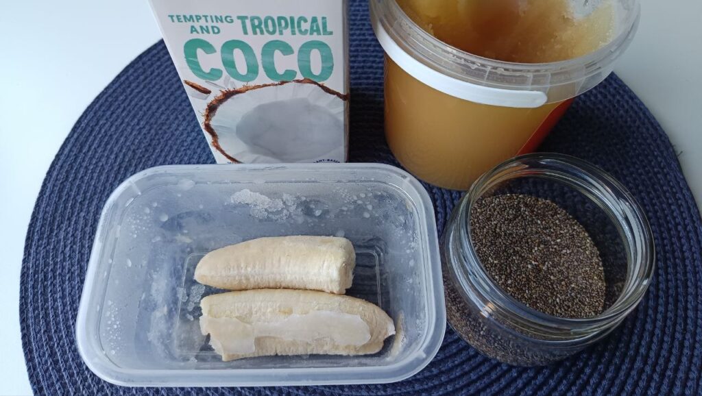 ingredients-smoothie-banane-lait-de-coco