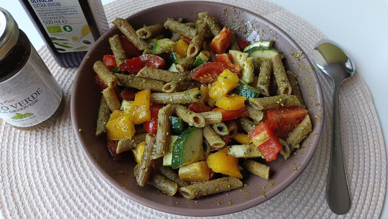 salade-pates-pesto-legumes