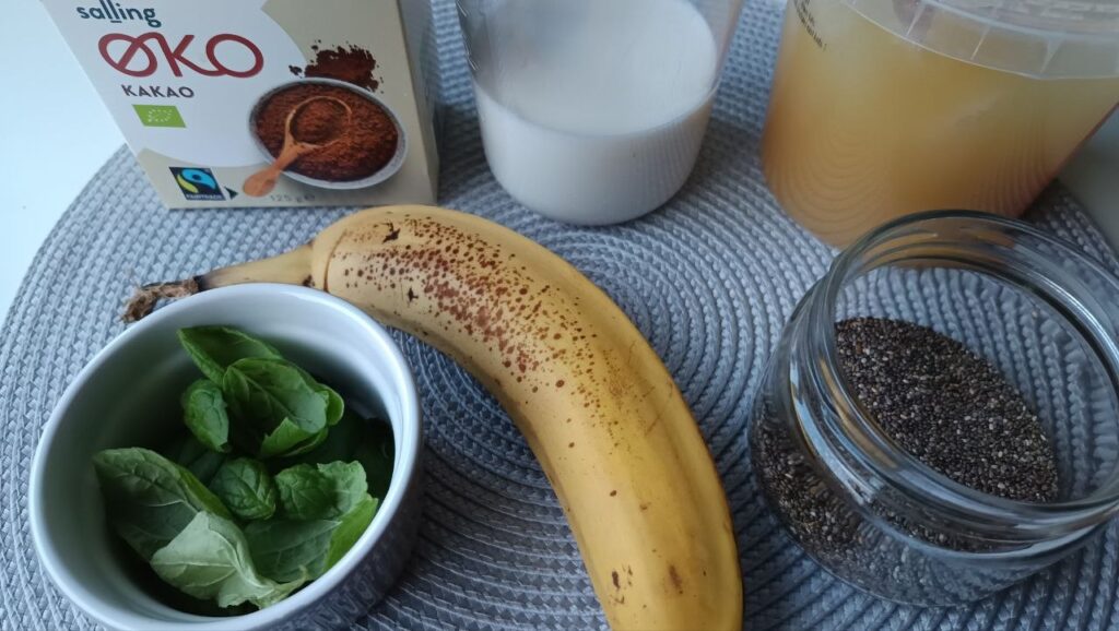 ingredients-smoothie-menthe-chocolat