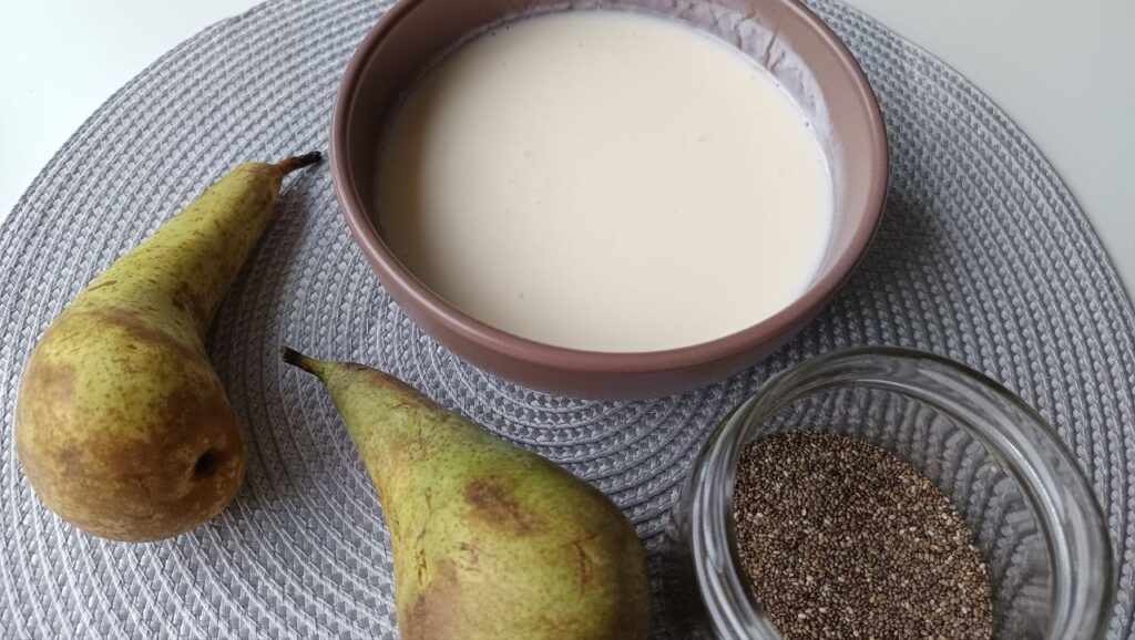 ingredients-smoothie-poire-yaourt