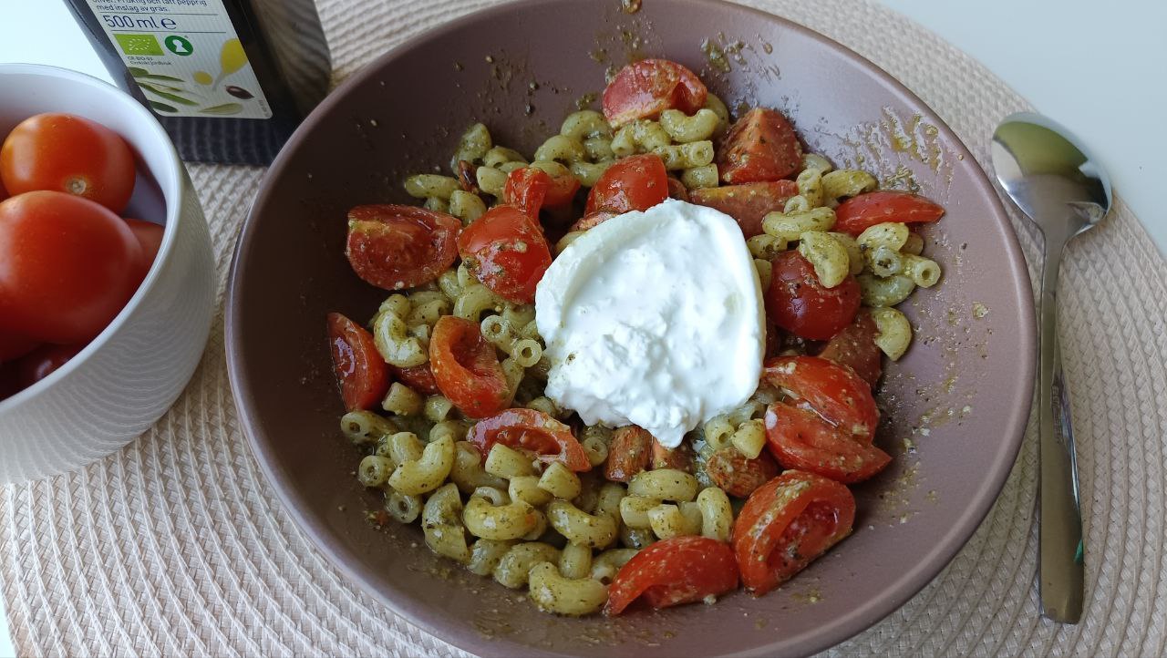 salade-burrata-pesto