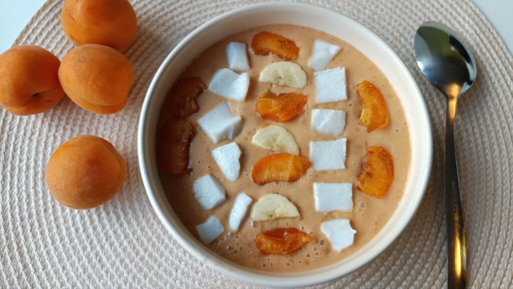 smoothie-bowl-orange
