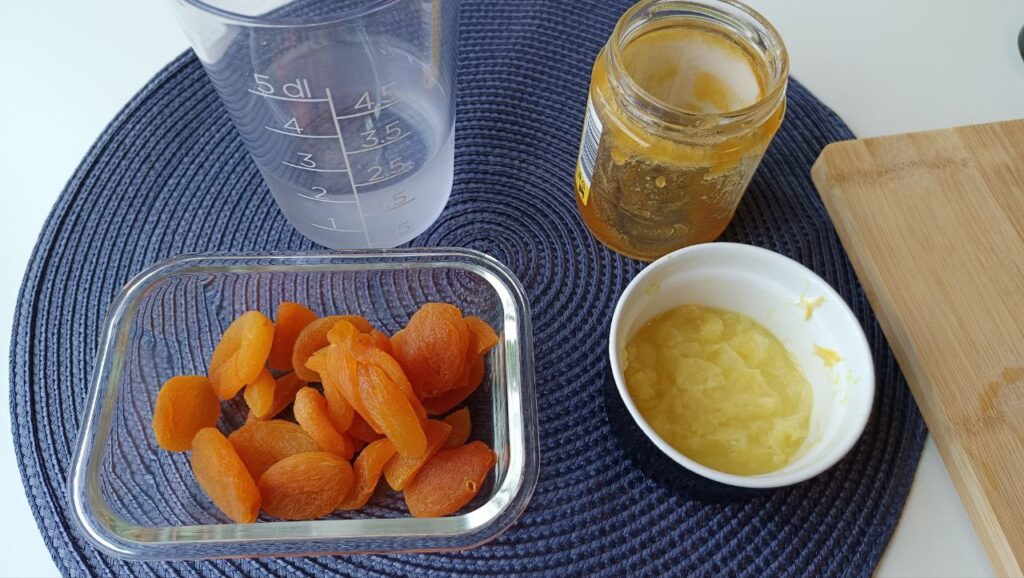 ingredients-compote-abricot-sec