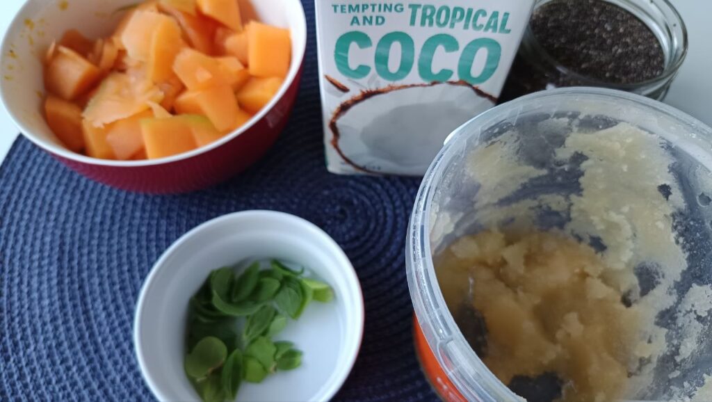 ingredients-smoothie-menthe