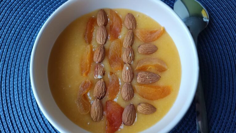 smoothie-bowl-abricots-secs