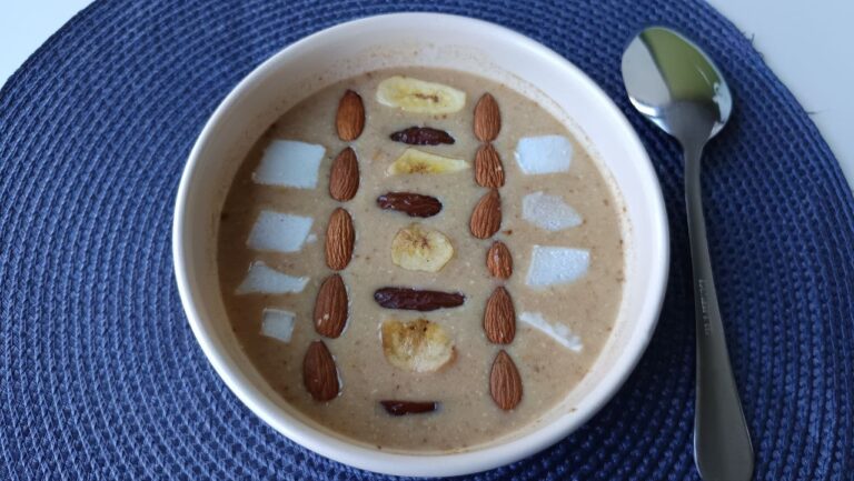 smoothie-bowl-datte