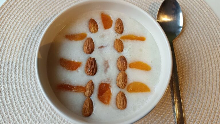 smoothie-bowl-melon