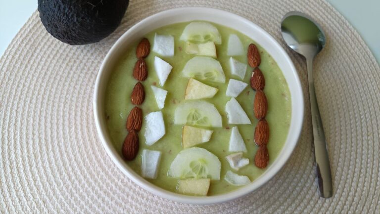 smoothie-bowl-printemps