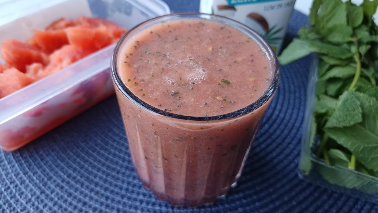smoothie-pasteque-lait-coco-menthe